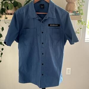 Oakley Blue Button Up Shirt L Custom Fit Short Sleeve Logo Workwear Utility